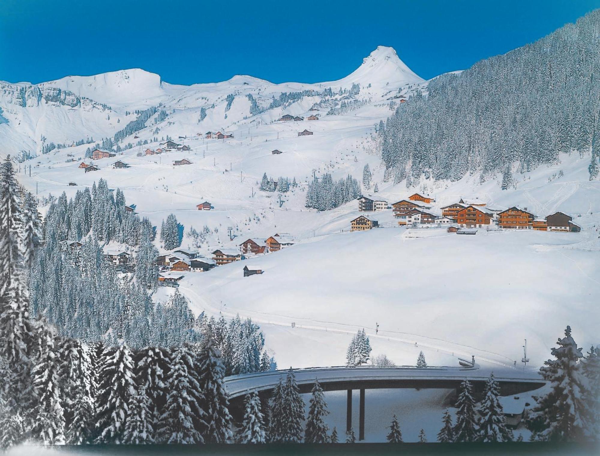 Hotel Alpenblume Damuels Exterior foto