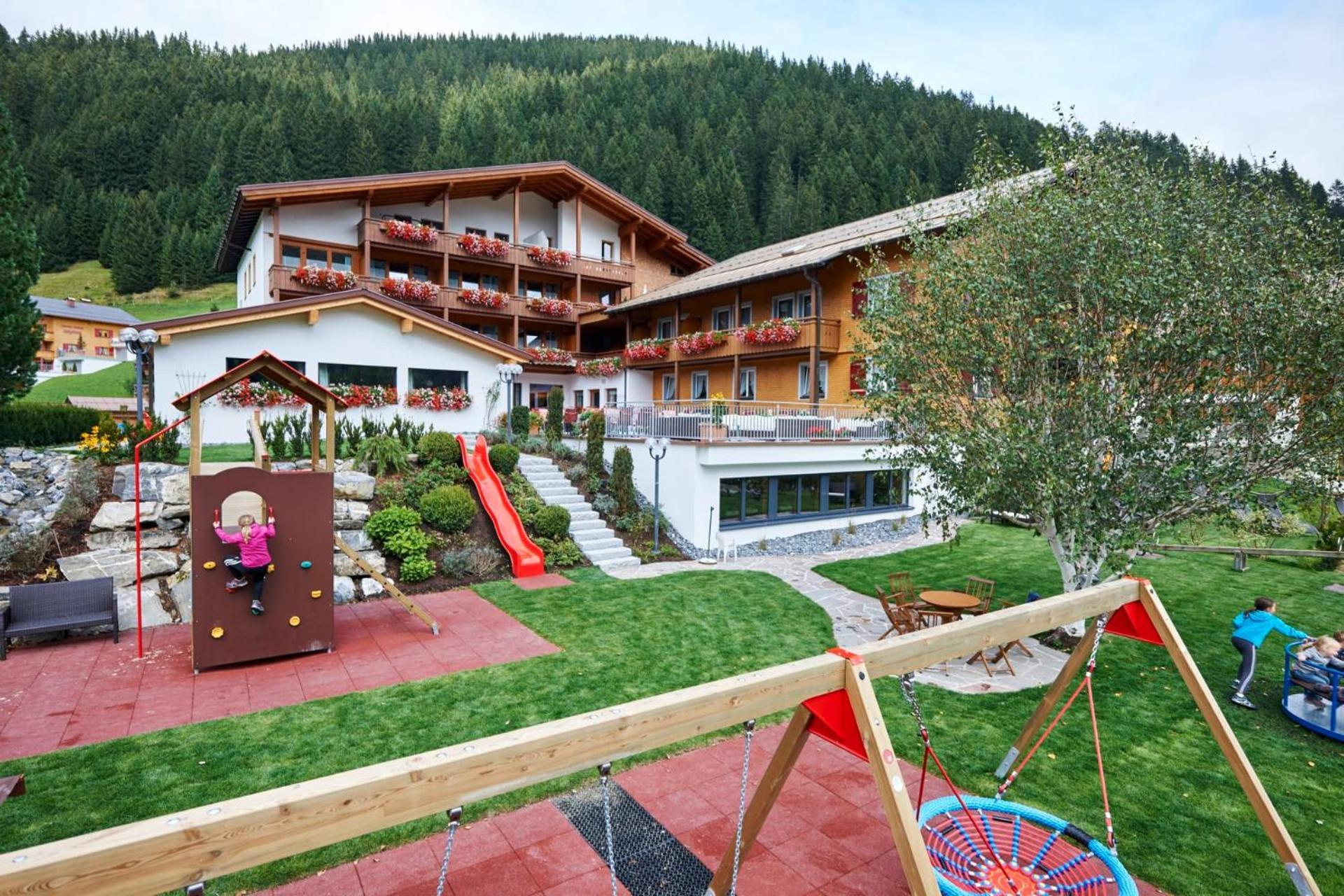 Hotel Alpenblume Damuels Exterior foto